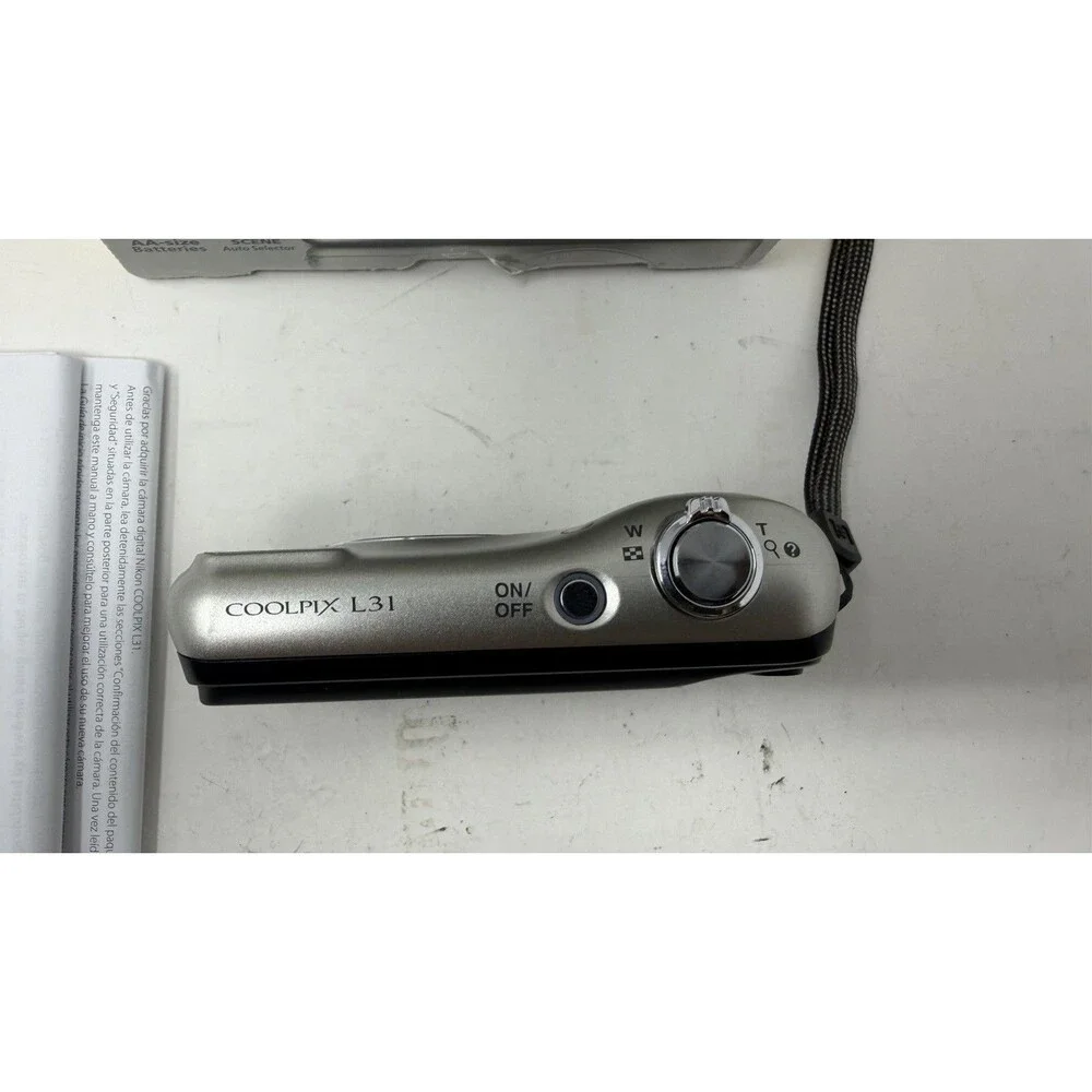 Nikon COOLPIX L31 16.1MP 5x Optical Zoom Silver Digital Camera W/ Box Works